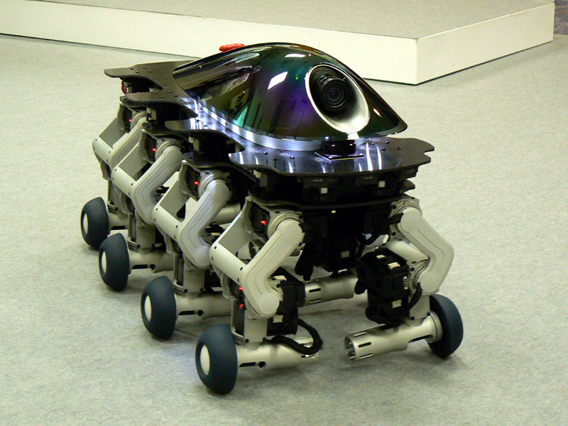 Illustration for article titled Giant Cockroach Robot Moves Thru Everything, Runs Linux